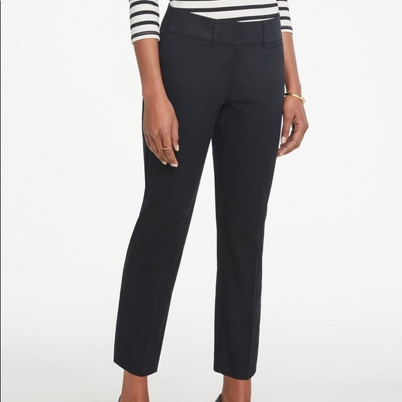 ☀️☀️☀️ 4/$20 Ann Taylor curvy cropped pants! - Picture 1 of 7
